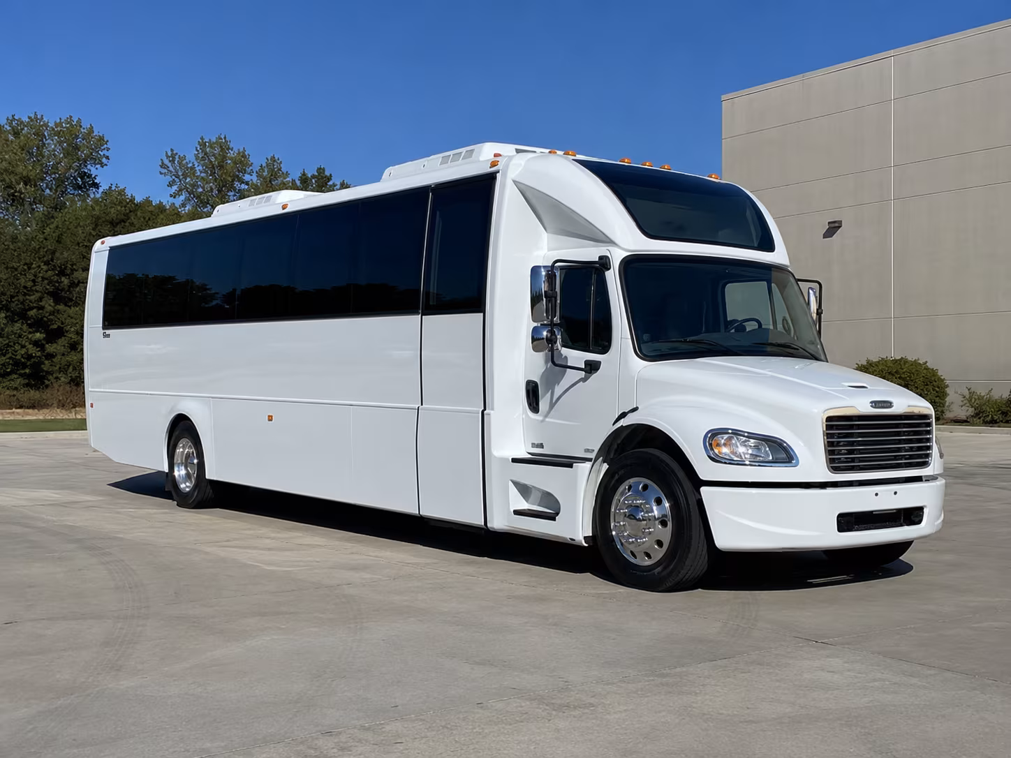 lewisville 28 passenger party bus