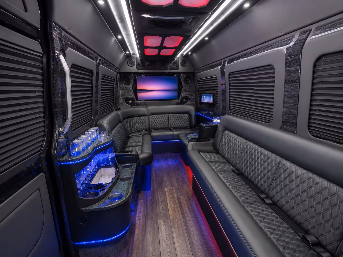 lewisville employee buses to dfw airport and nearby corporate campuses in plano and frisco
