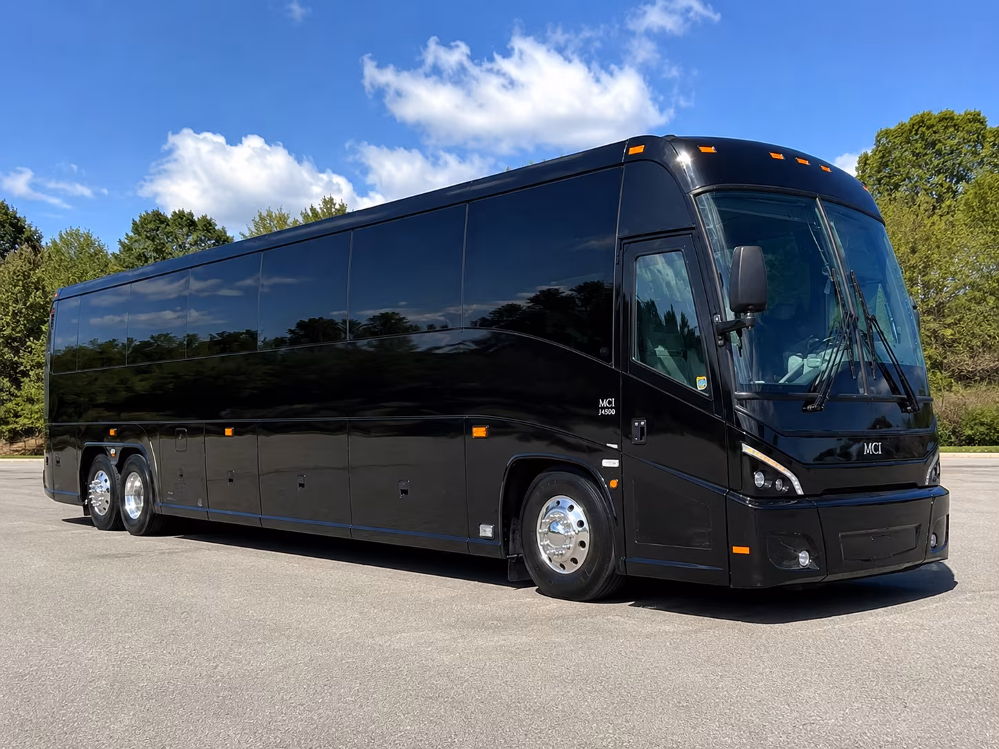wedding guest shuttle buses between lewisville hotels and lake lewisville venues